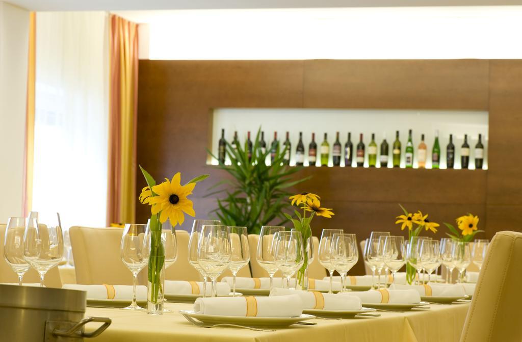 Stadthotel Eggenburg エクステリア 写真