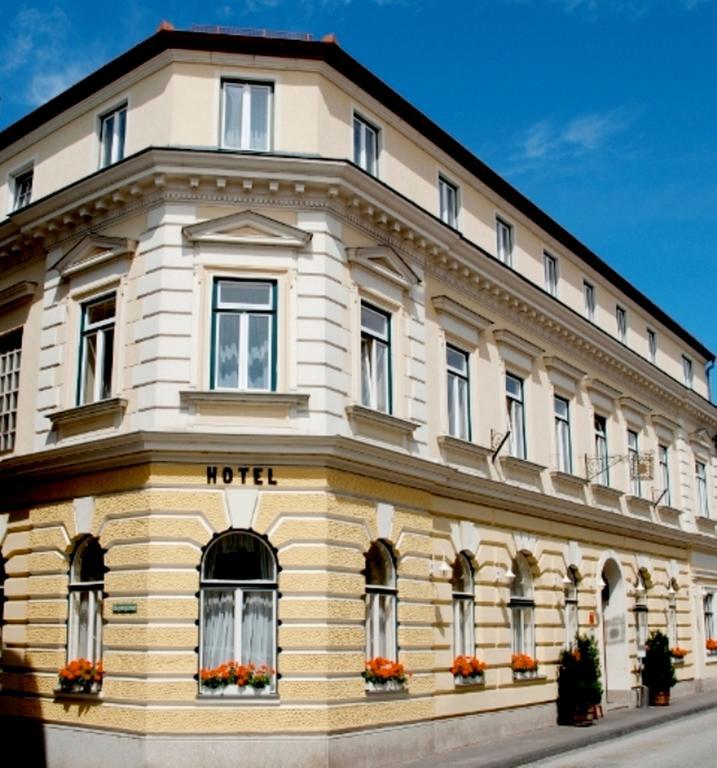 Stadthotel Eggenburg エクステリア 写真