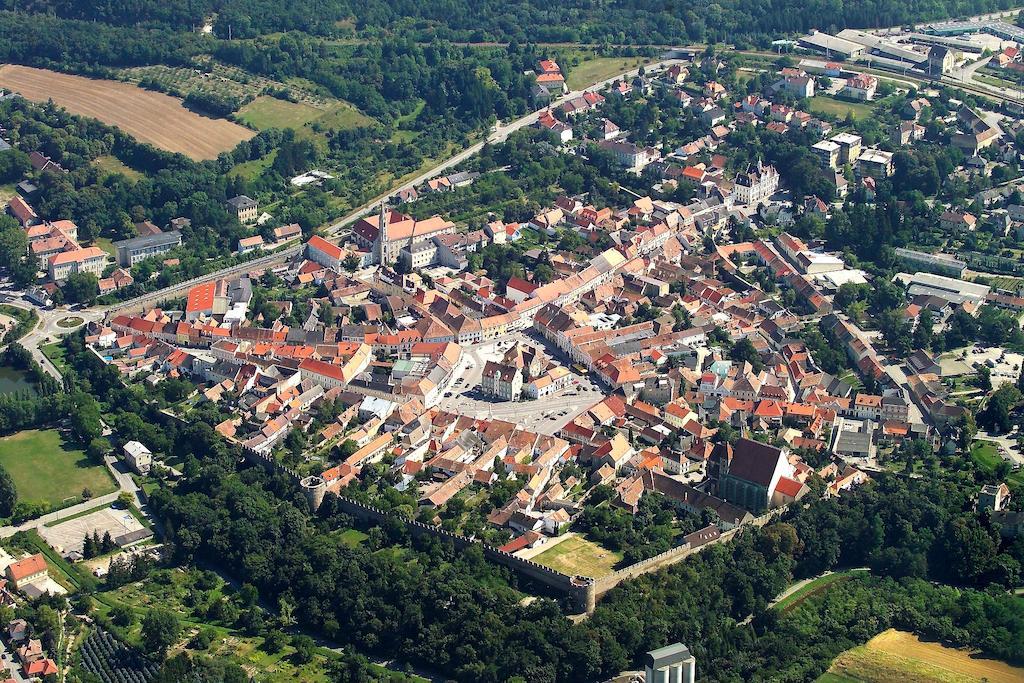 Stadthotel Eggenburg エクステリア 写真